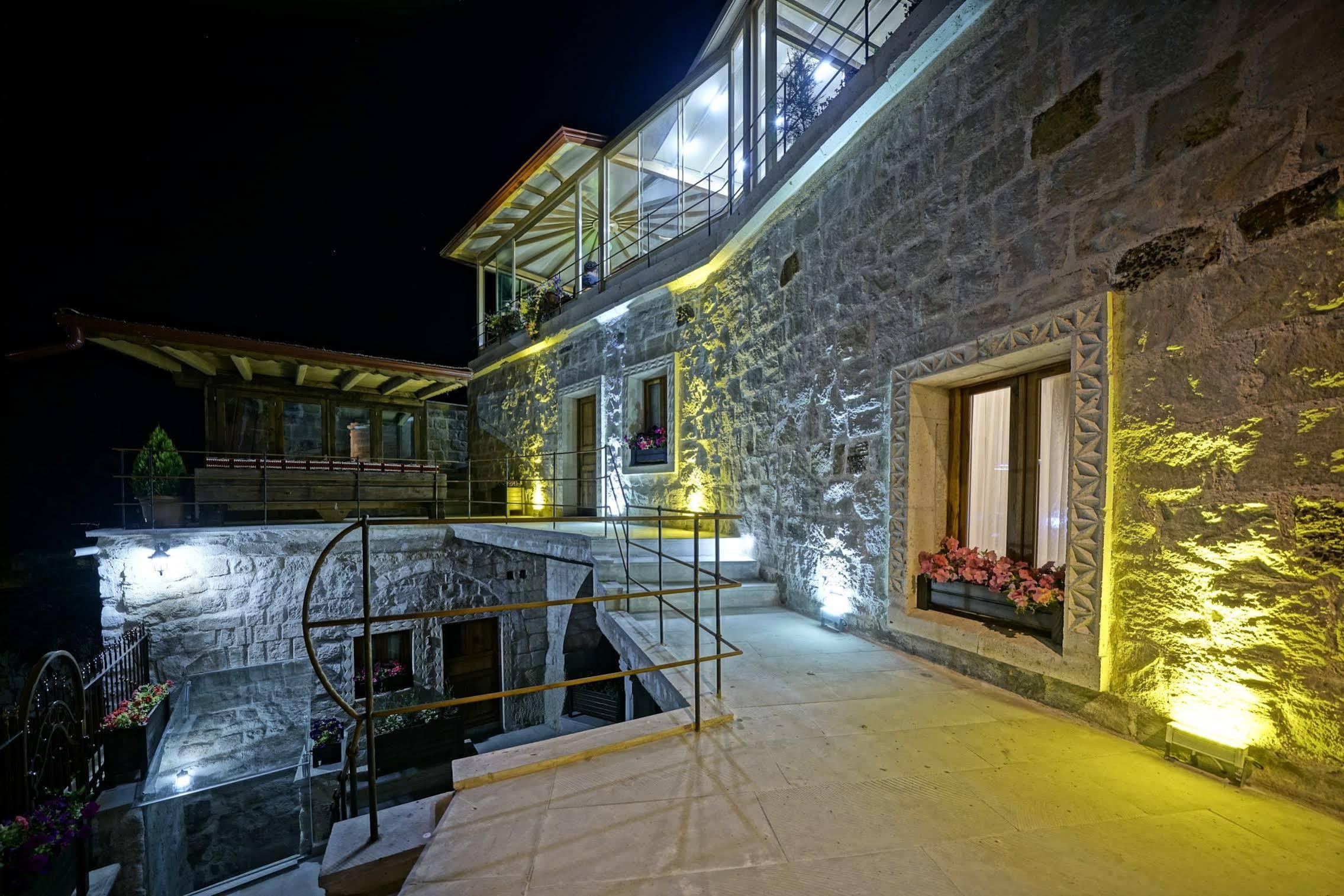 Vigneron Cave Hotel نفسهير المظهر الخارجي الصورة